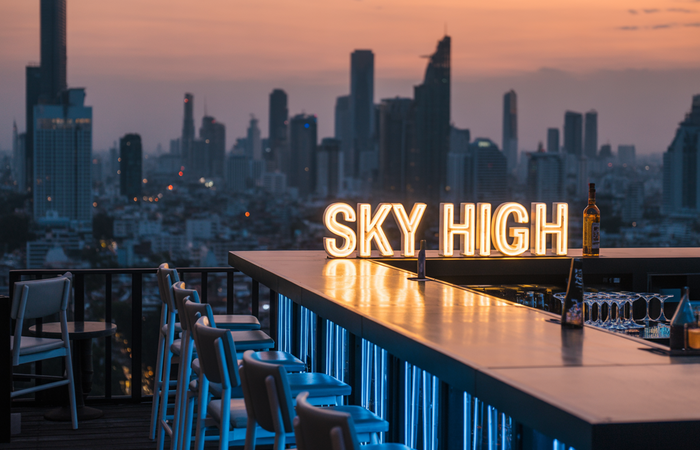 Rooftop Bar Di Bangkok:
